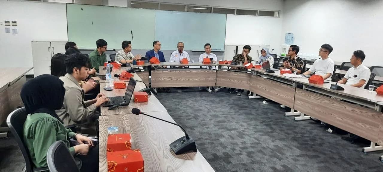 A collaboration meeting with education and placement partners